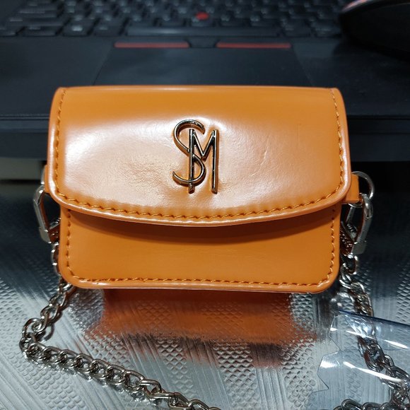 STEVE MADDEN Small Mini Bag Silver Chain Crossbody Style Mini Handbag - Picture 6 of 7